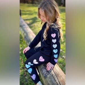 Pixie Lane Black kanga pocket Kids sweatshirt and cozy sweatpants Set - size 4